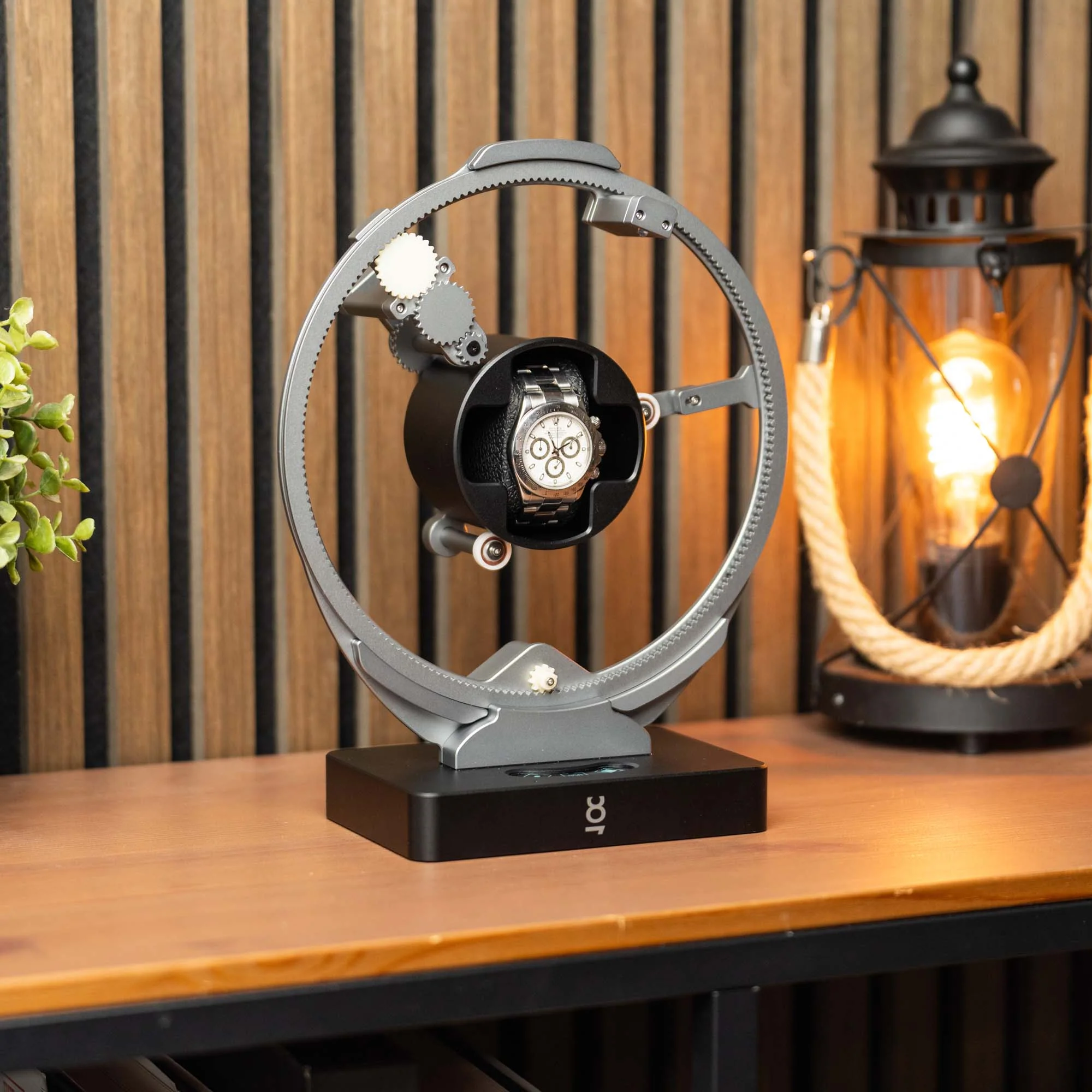 The Unrivaled Freedom of a Battery Powered Watch Winder: Your Ultimate Guide